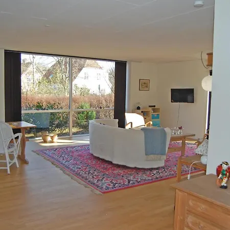 Holiday P. Lundsvej 098623